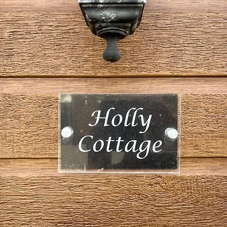 Holly With Hot Tub * York