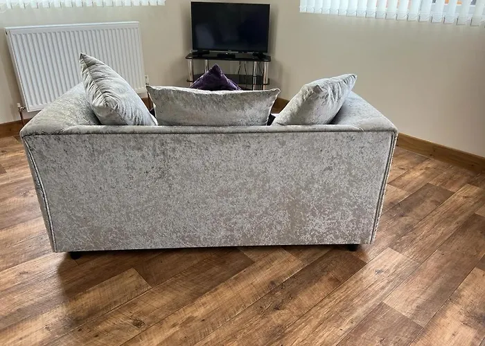 Holly With Hot Tub Vakantiehuis *